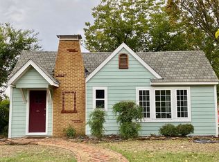 614 E College St, Denton, TX 76209