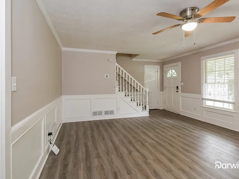 590 Exam Ct — Photo 6