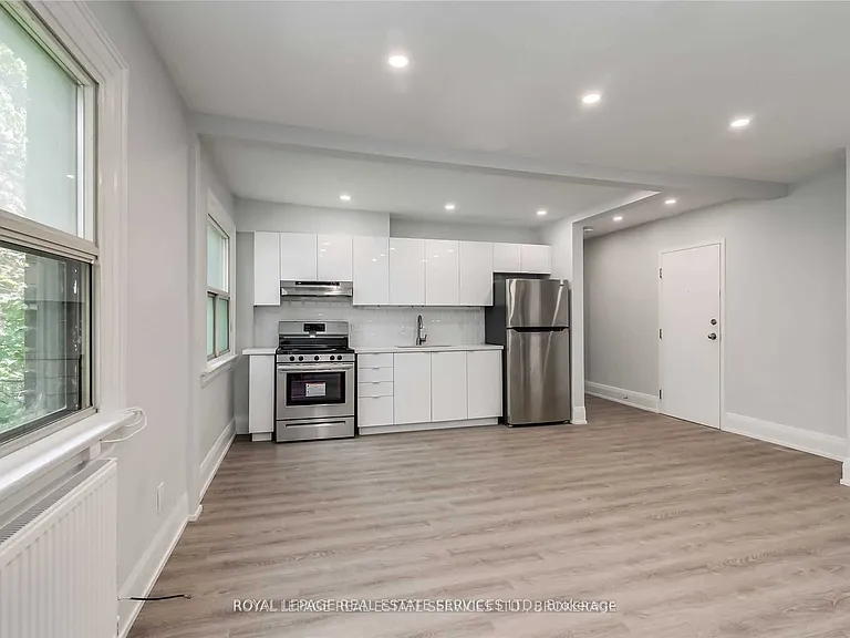 120 Vaughan Rd #20 — Photo 10