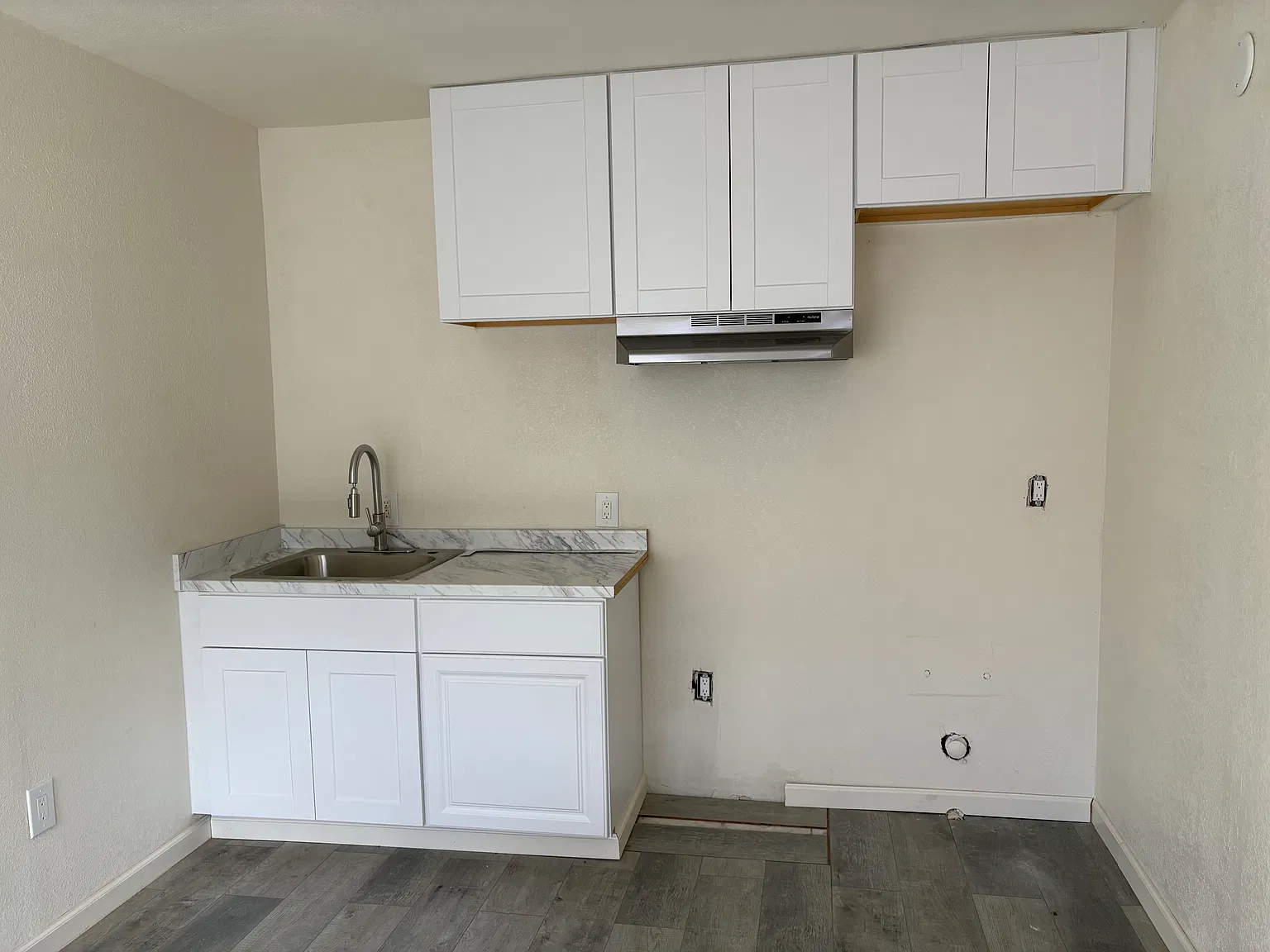 5 bed, 1481 sqft, $4,800 — Photo 2