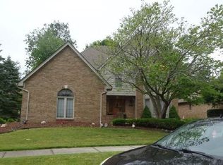 43431 Salt Creek Dr, Clinton Township, MI 48038