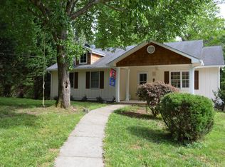 10 Dimsdale Ln, Alpharetta, GA 30004