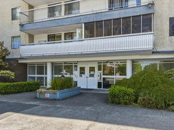 6380 Buswell St #304, Richmond, BC V6Y 2G2