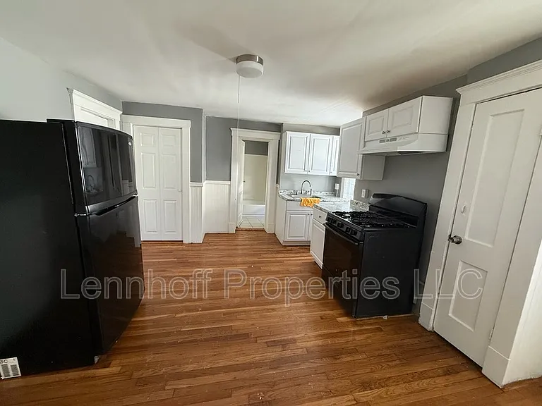 22 Chapel St #1 — Photo 2