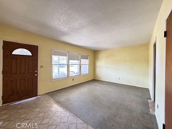 3rd image of 5651 Babb Ave