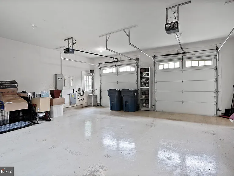 9864 Walker Glen Ct — Photo 24
