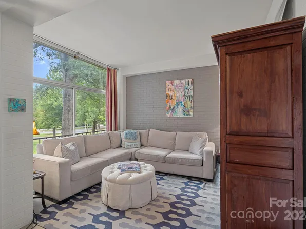 1300 Queens Rd Unit 211, Charlotte, NC 28207
