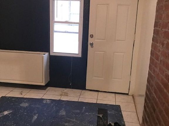 4th image of 239 E 84th St APT 1B
