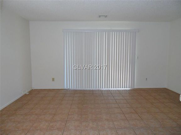 3rd image of 2900 Drury St #0