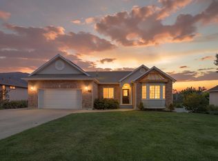 869 E 3350 N, North Ogden, UT 84414