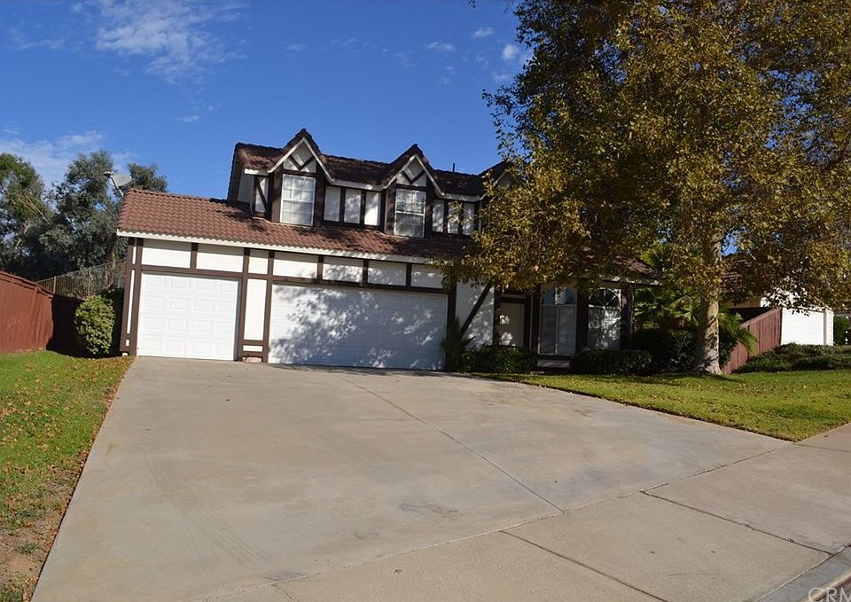 1st image of 24570 Jasmine Ct