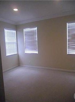 4th image of 165 E Bay Cedar Cir