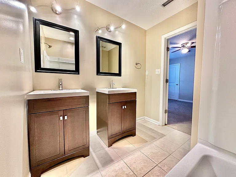 3629 Vidus Ct — Photo 7