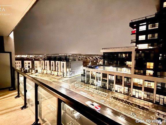 4th image of 405 Dundas St W #516