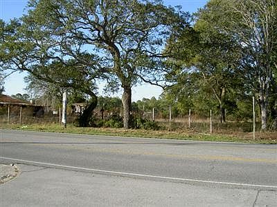 2nd image of 6570 Beach Drive SW