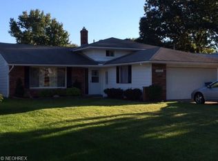23361 Sharon Dr, North Olmsted, OH 44070