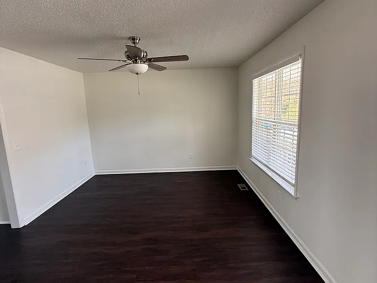 103 Wimbledon Ct — Photo 11