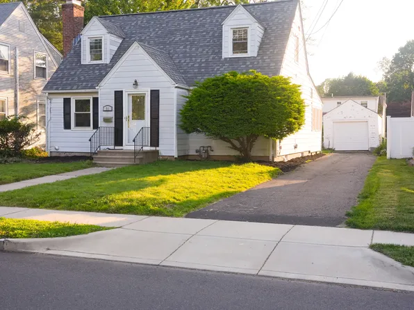 71 Princeton Street, West Hartford, CT 06110