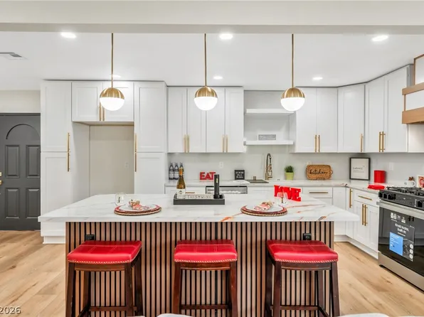 2301 Palora Ave, Las Vegas, NV 89169