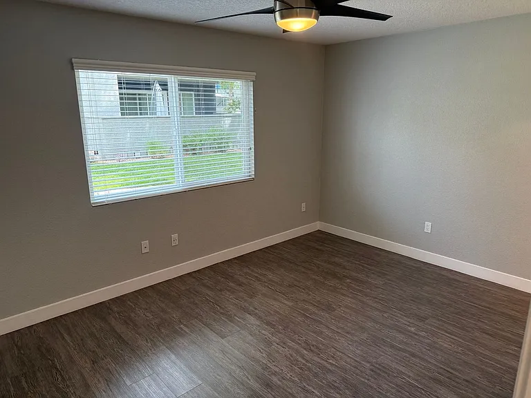West Fifth Apartments — Photo 160