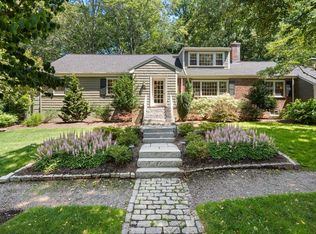 44 Valley Rd, Brookline, MA 02467