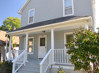 2 bed, 1.0 bath, 889 sqft, $1,195, Joliet, IL 60435