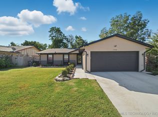 12608 E 33rd Pl, Tulsa, OK 74146