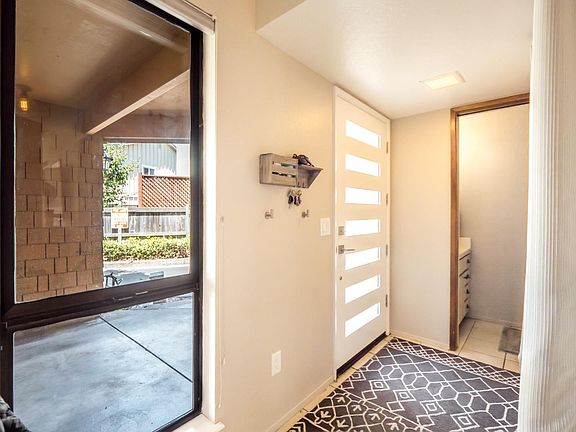 3rd image of 6339 Imperial Ct