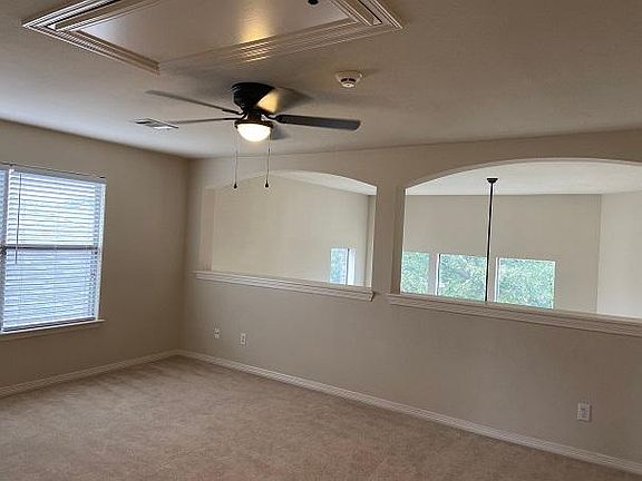 4th image of 4712 Brighton Dr