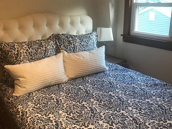 Bedroom 2, featuring queen size bed, cable ready. 