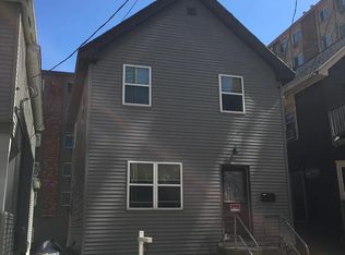 537 Conklin Pl, Madison, WI 53703