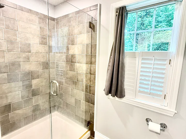 2041 English Ln — Photo 69