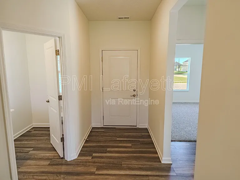 641 W Bulrush Ct W — Photo 9