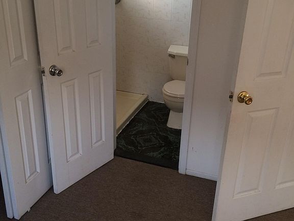 4th image of 8318 Homelawn St #2
