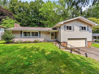 82 Burrows Hills Dr, Rochester, NY, 14625