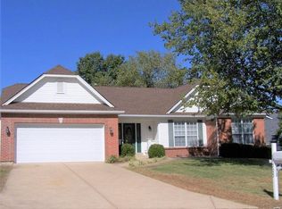 705 Oak Grove Bluffs Ct, Saint Charles, MO 63304