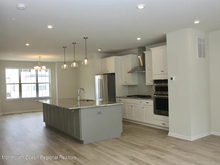 1206 Arose Ln — Photo 6