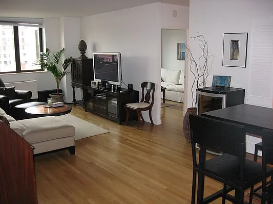 Rented by Newell and Assoc. | media 35