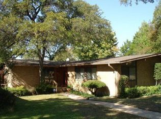 9741 Wisterwood Dr, Dallas, TX 75238