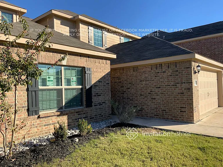 129 Magnolia Dr — Photo 2