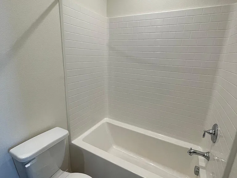 501 Hummingbird Ln — Photo 12