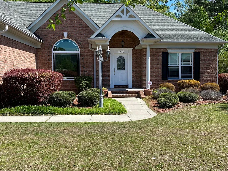 3109 Southridge Ct — Photo 2