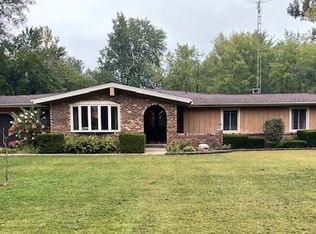 532 Schaeffer Dr, Coldwater, MI 49036