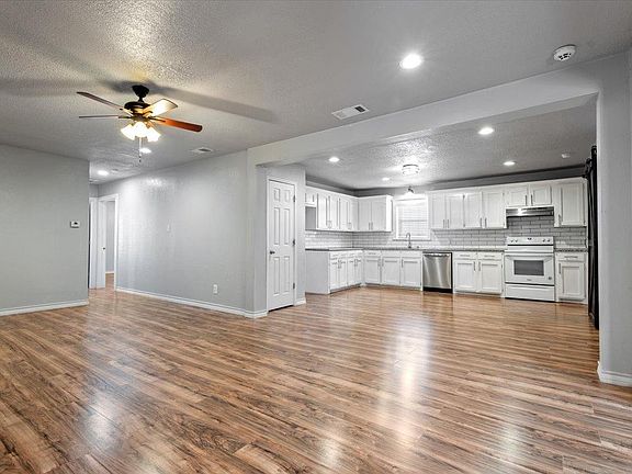 5th image of 217 Avenue X