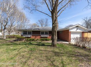 673 Lincoln Ave, Lake Bluff, IL