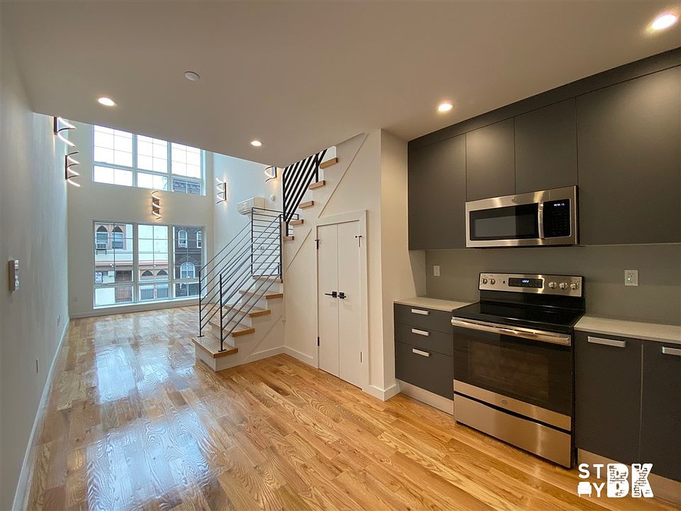 1st image of 625 Halsey St #4C