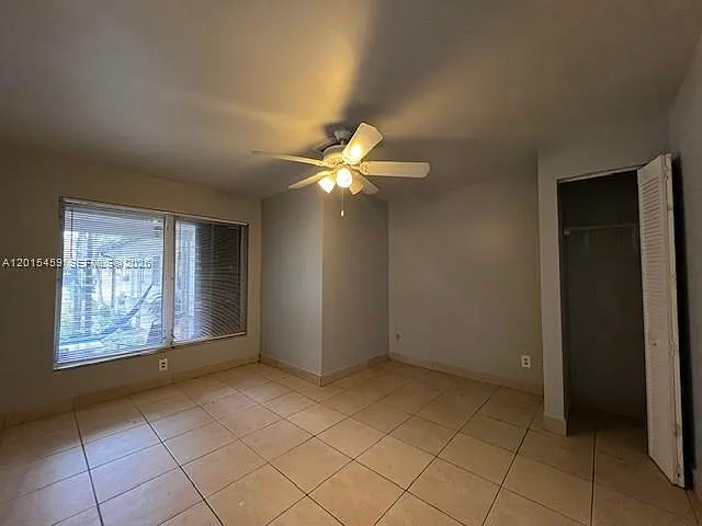 732 Moffett St #4A — Photo 6