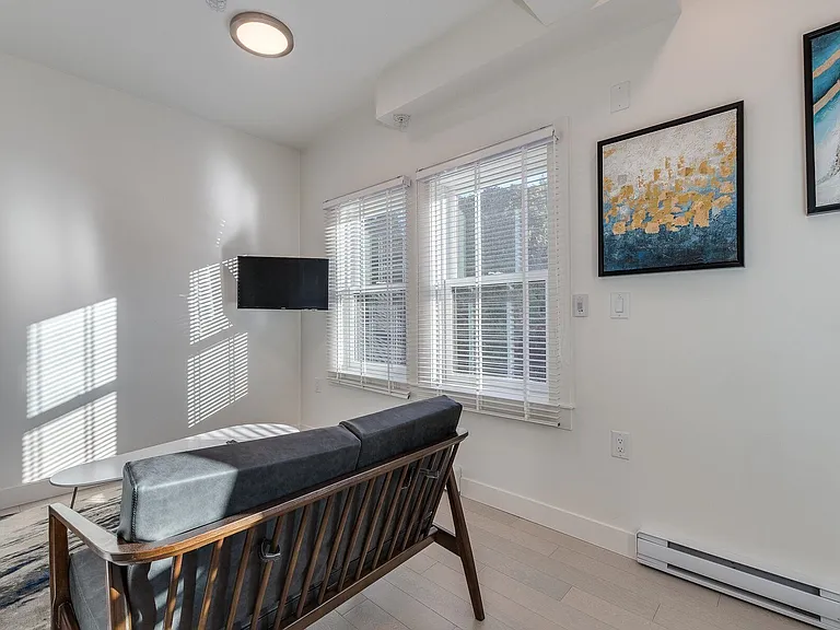1431 Haro St #Townhouse 201 — Photo 13