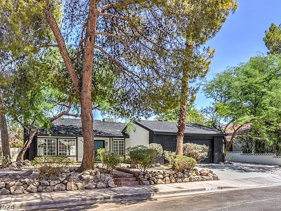 2nd image of 4650 Kristen Ln