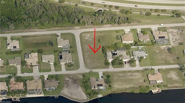 2nd image of 2811 SW 25th St